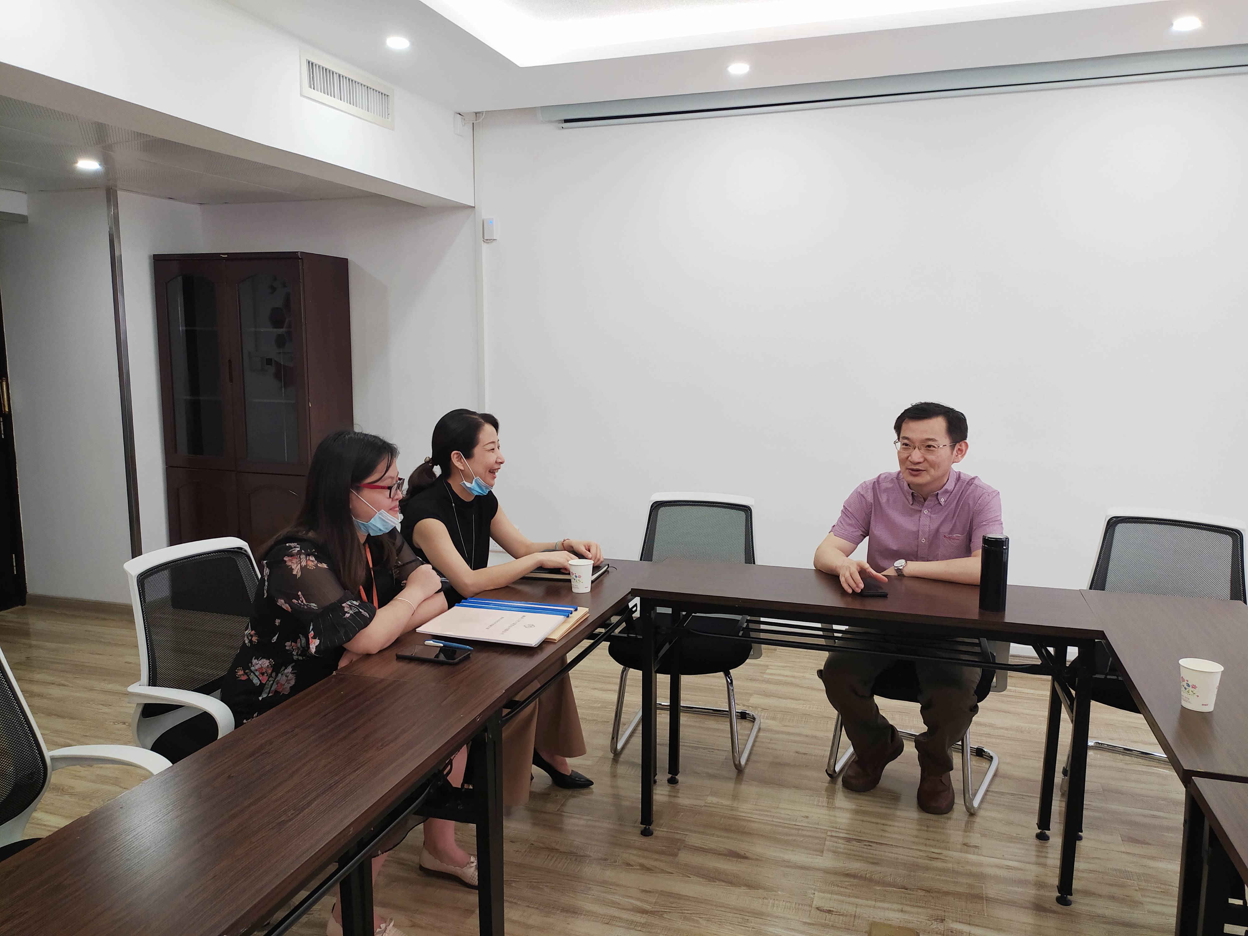 圖一為市產業集團紀委書記張健帶隊到所屬企業檢查廉政風險防控工作.jpg
